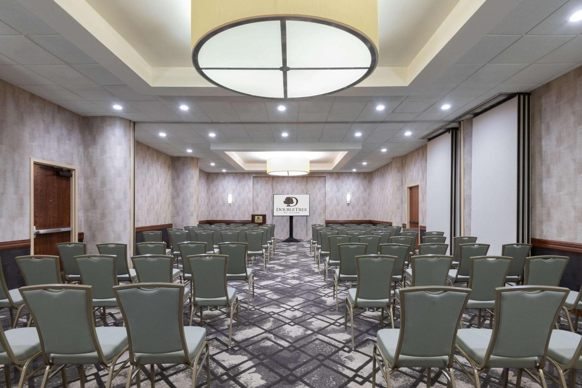Doubletree By Hilton Hotel Denver - Aurora Eksteriør billede