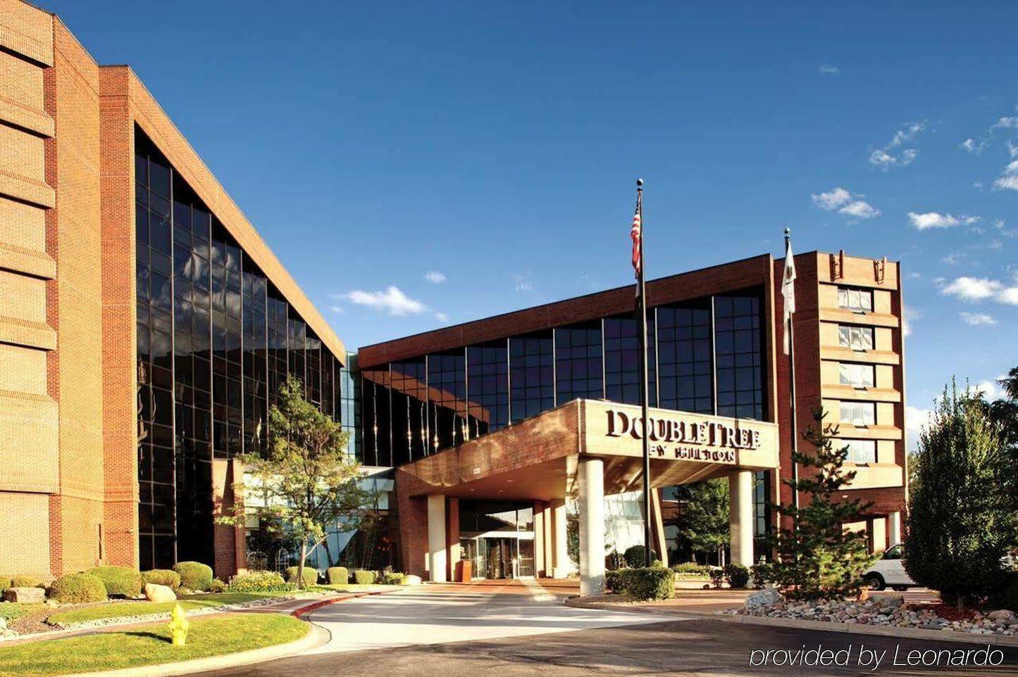 Doubletree By Hilton Hotel Denver - Aurora Eksteriør billede